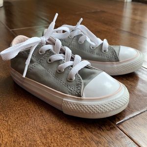 Converse - Gray w/ Pink Piping, Toddler size 7